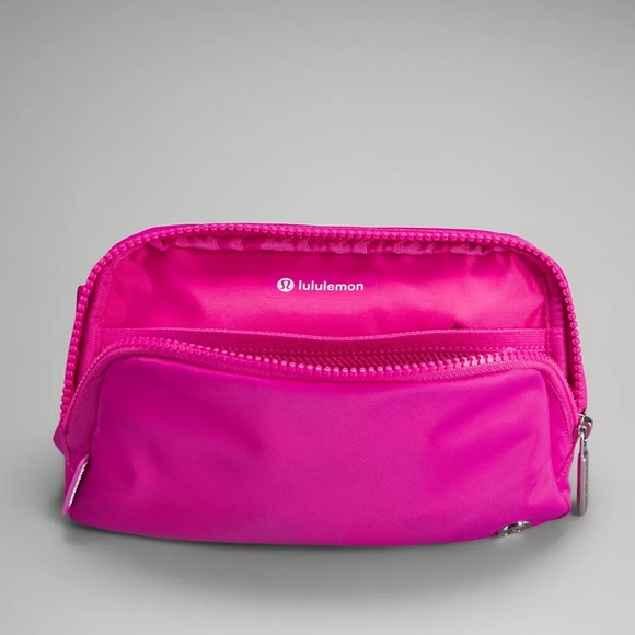 Lululemon SONIC PINK Everywhere Belt Bag 1L - Picture 7 of 13